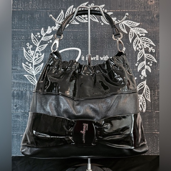 Salvatore Ferragamo Handbags - Authentic Salvatore Ferragamo Vala Leather Bag (EUC)